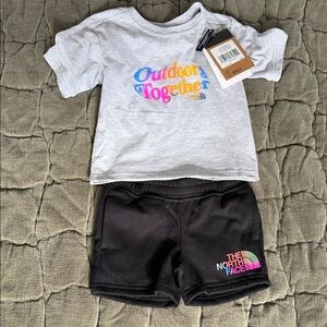 The North Face Gray and Black Kids' Set